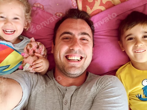 Preview: Happy smiles family. Father with kids