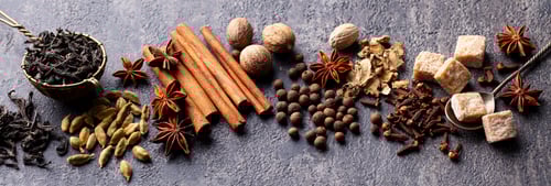 Preview: Spices for Indian Masala Tea. Grey background. Close up.