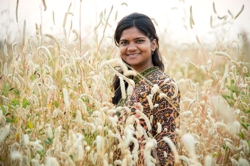 Preview: Smiling woman farmer in agricultural field