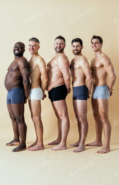 Preview: Multiethnic group of men posing for body positive