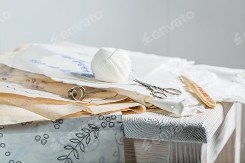 Preview: Old embroidered napkins with white thread