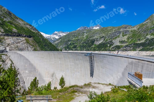 Preview: Big dam