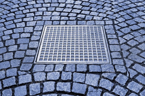 Preview: Paving stones with metal manhole