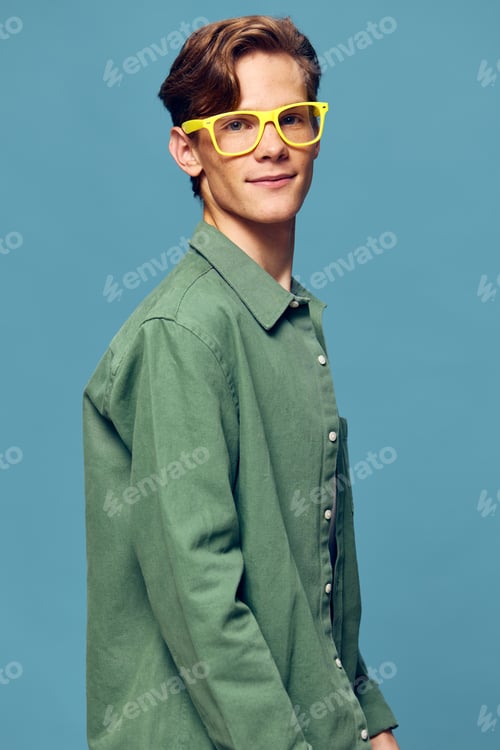 Preview: Captivating expressions of youthful confidence: The modern and stylish portrait collection featuring