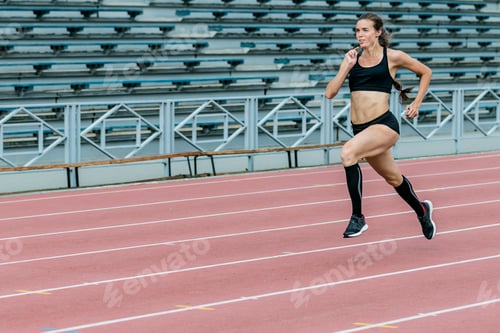 Preview: Woman runner running