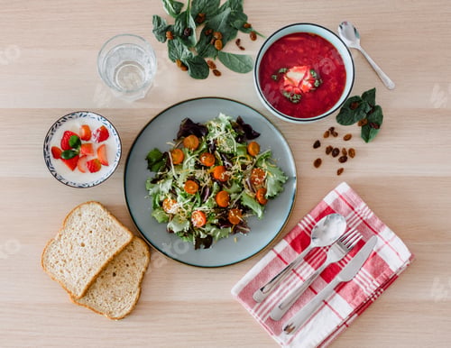 Preview: Bird's eye of a healthy meal.
