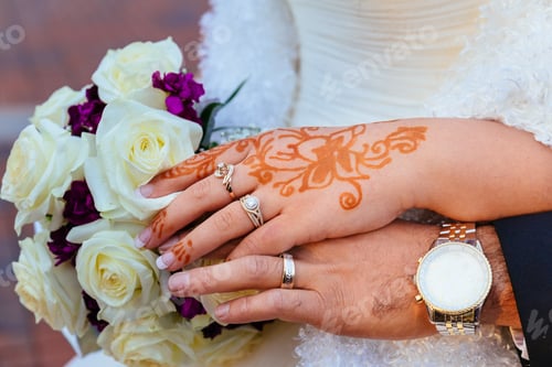 Preview: Bride's Hand With Henna Tattoo And Jewellery, Wedding