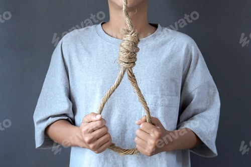 Preview: Man Hand Holding Rope With Hangman Noose Knot