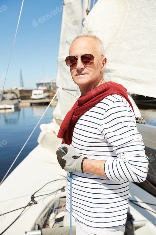Preview: Rich man at own yacht