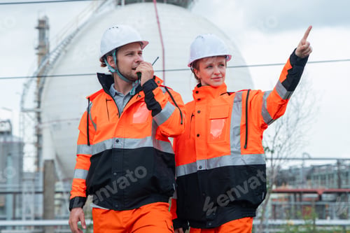 Preview: Team of Engineers Discussing Gas Plant Operations