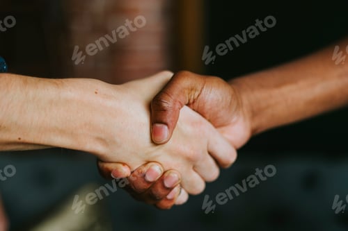 Preview: friends support each other in difficult times, mental health