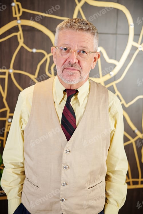 Preview: Aged company CEO