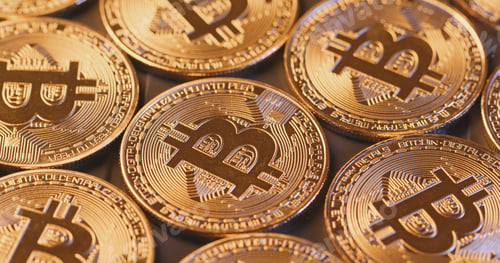 Preview: Bitcoin in pile