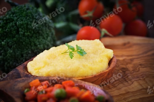 Preview: Corn