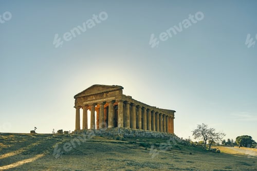 Preview: Temple of Concordia, Valley of Temples at dusk, Agrigento, Sicily, Italy