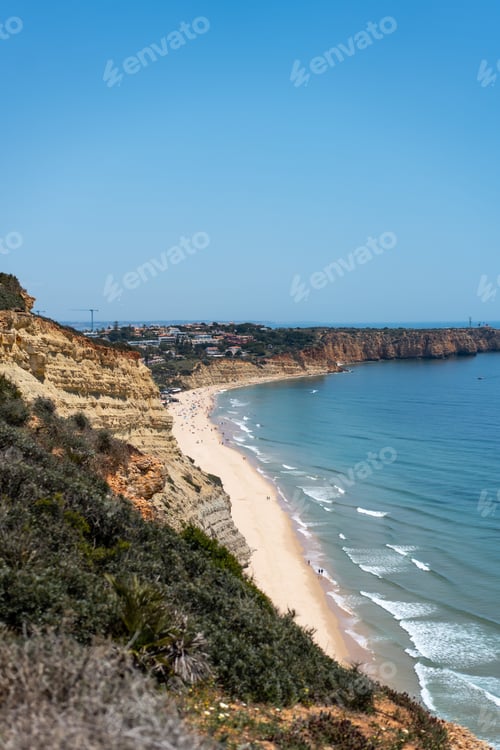 Preview: Vertical shot of the beach in Southern Portugal around the area of Lagos
