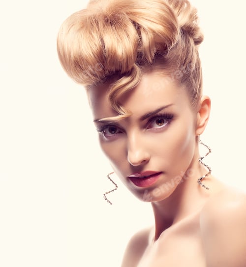 Preview: Fashion natural makeup.Woman with mohawk hairstyle