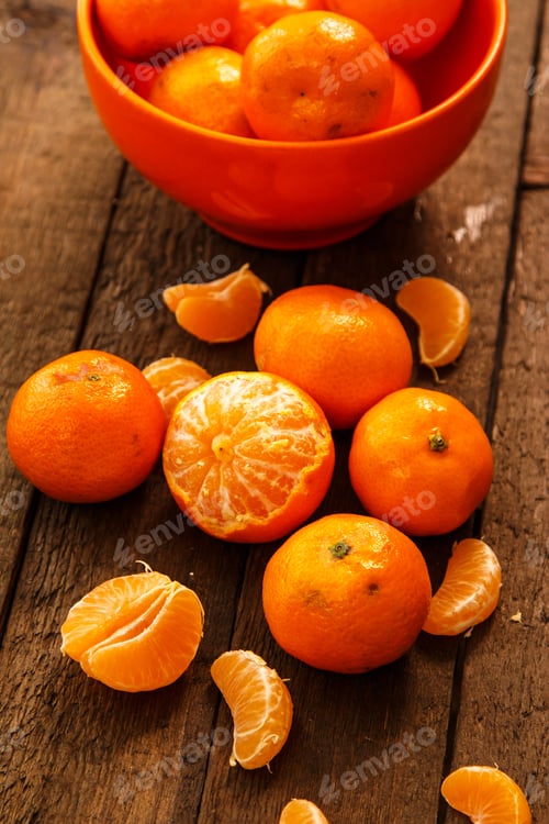 Preview: Fresh mandarins in bowl