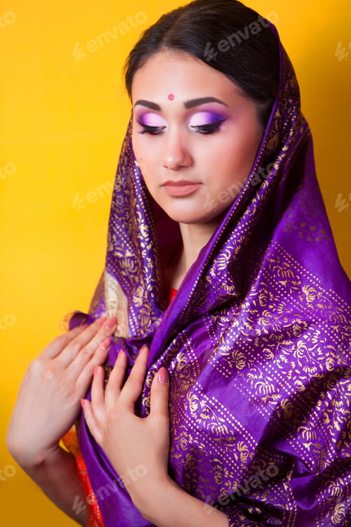 Preview: Indian girl on yellow background