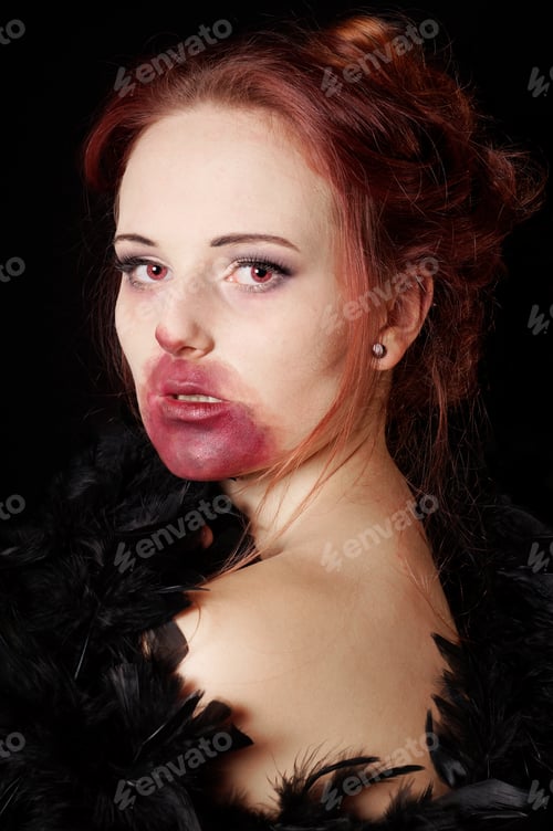 Preview: female vampire or zombie