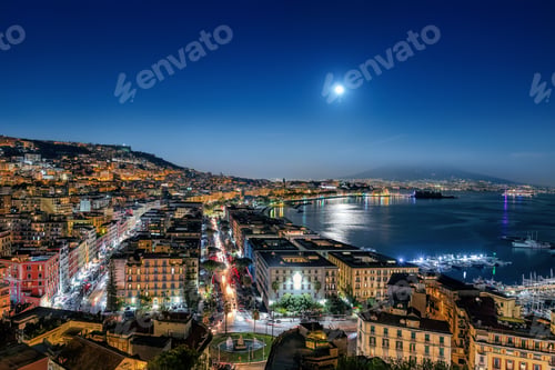 Preview: Naples by night, Italy