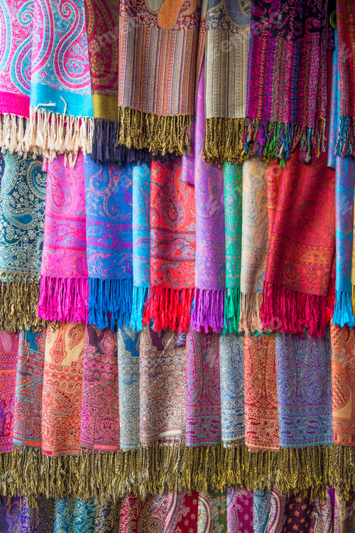 Preview: Colorful fabrics on the Agadir market in Morocco