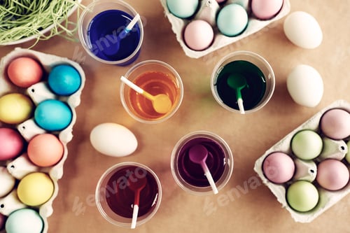 Preview: Snap of Easter ornaments preparation