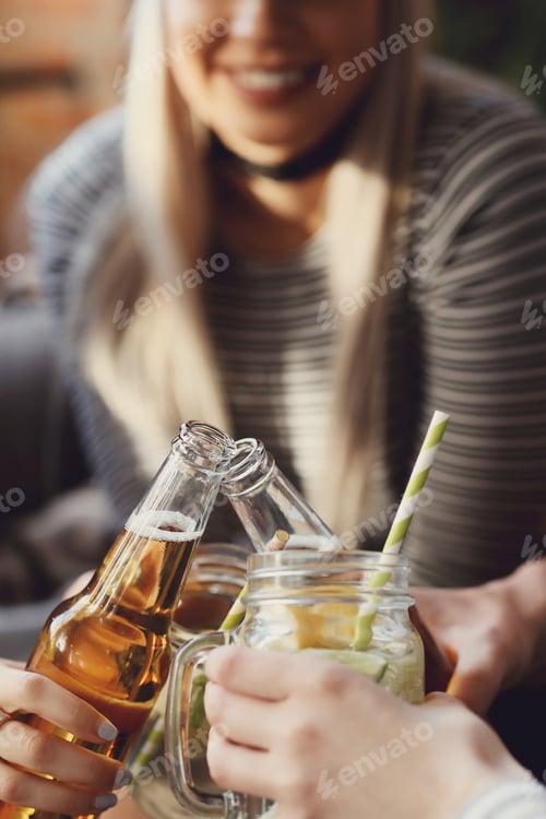 Preview: Party