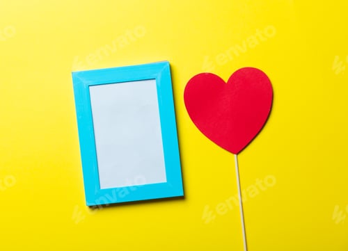 Preview: photo frame and toy