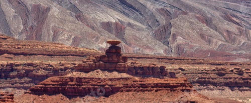 Preview: American Landscape in the Desert with Red Rock Mountain Formations.