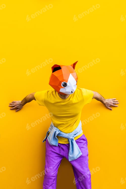 Preview: Cool man wearing 3d origami mask