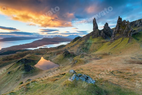 Preview: The Old Man of Storr on the Isle of Skye