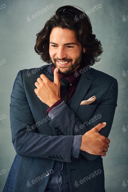 Preview: Hes a laid back dude with style