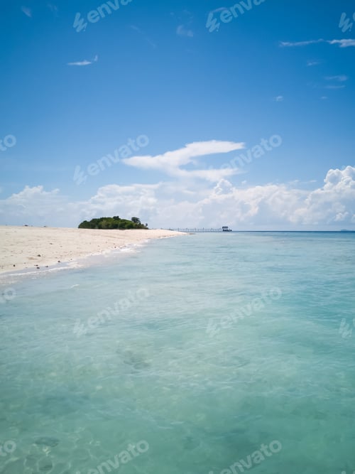 Preview: beautiful beach with crystal clear sea water in tropical island
