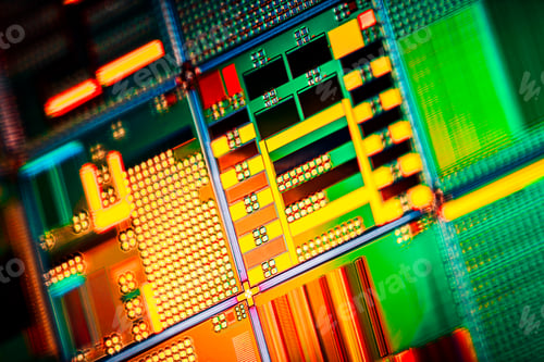 Preview: Silicon semiconductor wafer close-up.