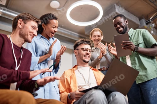 Preview: Business people making successful project