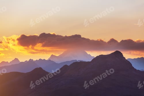 Preview: Cordillera