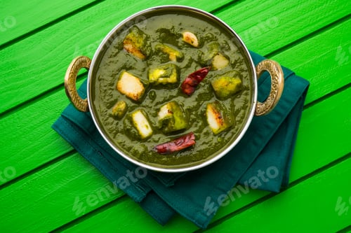Preview: Indian style Palak Paneer Or Spinack Cottage Cheese Curry