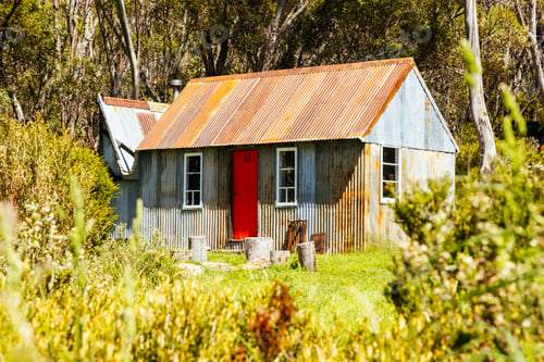 Preview: Horse Camp Hut in Kosciuszko National Park in Australia