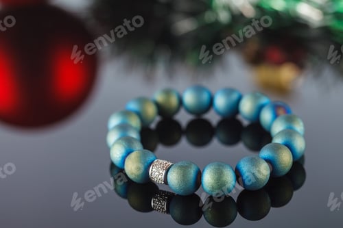 Preview: Beautiful jewelry made of natural stones and exquisite accessories