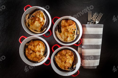 Preview: Baking Dishes With Eggplant Zuccotto
