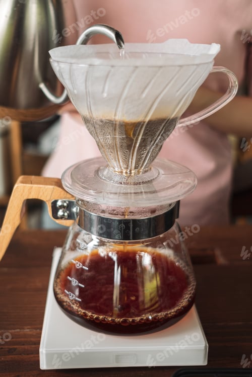 Preview: barista dripping coffee and slow coffee bar style