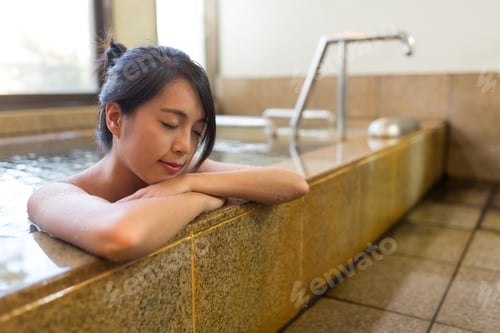 Preview: Japanese woman enjoy hot springs