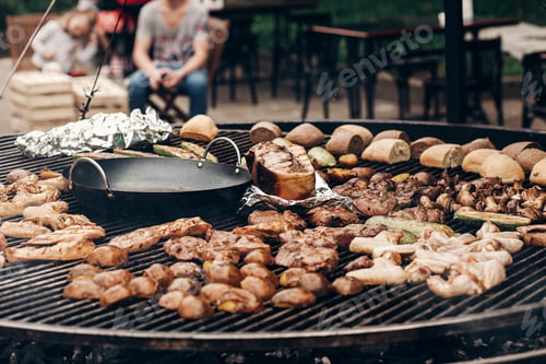 Preview: Grilled meat and vegetables mushrooms