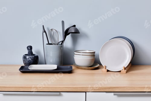 Preview: Kitchenware for cooking with set of plates