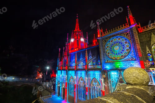 Preview: Basilica at night