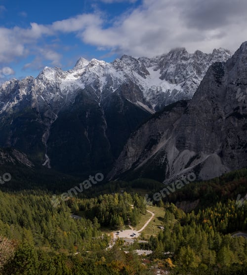 Preview: When autumn meets winter in the high mountains