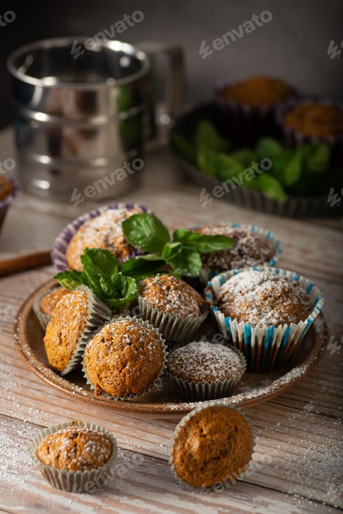 Preview: Homemade muffins with cinnamon