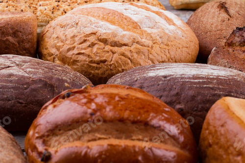 Preview: Farmers homemade bread close up.