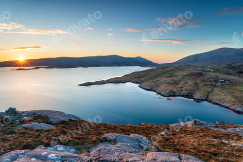 Preview: Harris Sunset